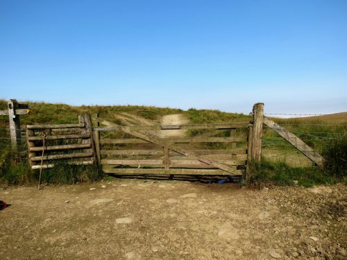 1.-Approach-to-Hoar-Oak-from-Prayway-Meads-9