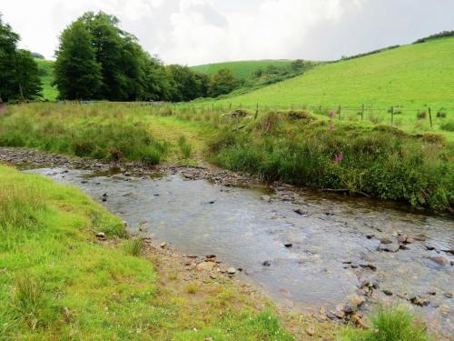 1.-Downstream-from-Sparcombe-Water-13