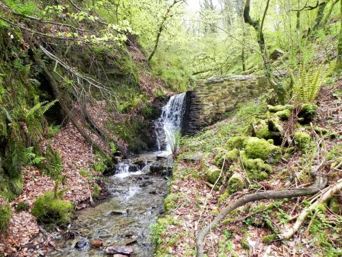 1.-Flowing-down-the-incline-30