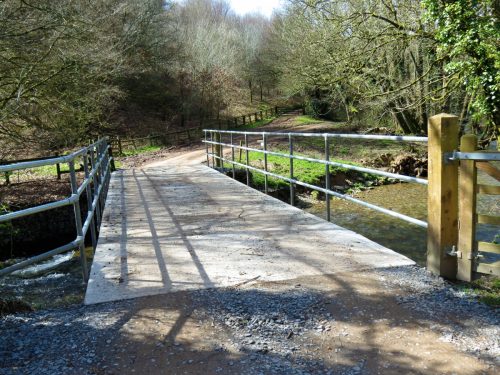 1.-Larcombe-Foot-New-Bridge