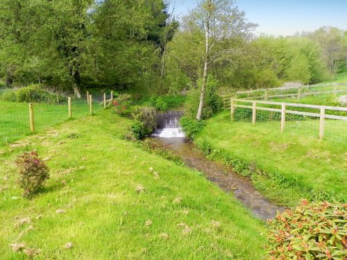 1.-Westcott-Farm-cascade-6