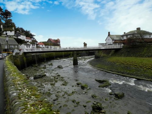 13.-Riverside-Road-footbridge-upstream-face-2