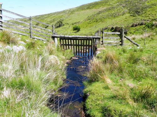 14.-Flowing-to-Furzehill-33