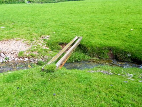 15.-Butchers-Farm-footbridge-3