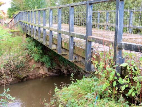 15.-Langaller-Accommodation-Bridge-upstream-face-2