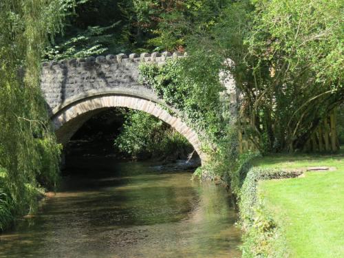 19.-Duckhams-Bridge-downstream-arch