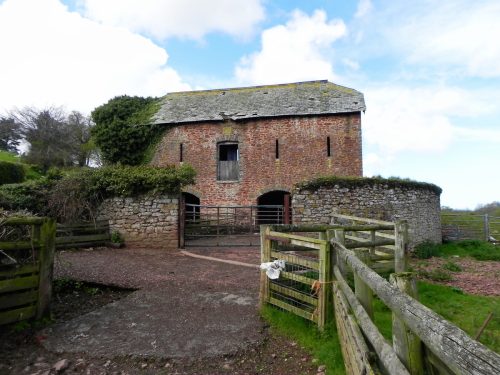 19.-Holt-Barn-2
