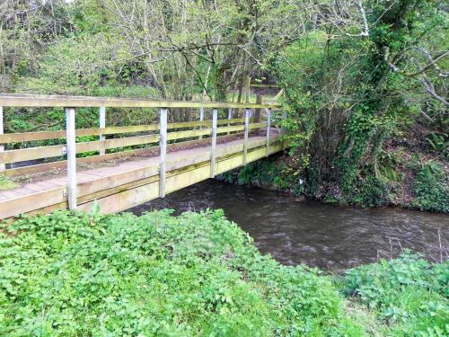 2.-ROW-footbridge-No.-4789-upstream-face-2