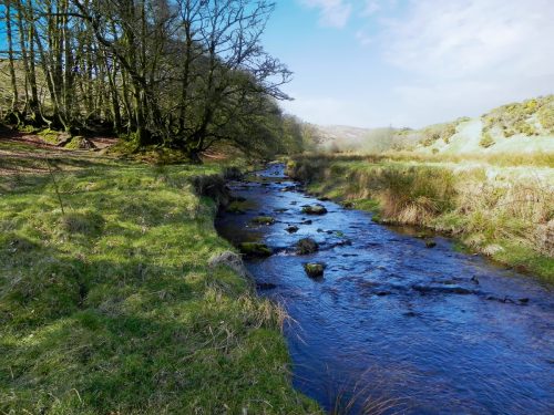 20.-Flowing-below-Moorhouse-Ridge-2