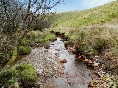 21.-Flowing-past-Hangley-Cleave-2