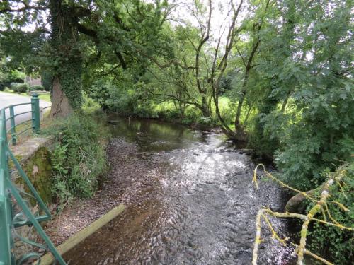 21.-Looking-upstream-from-Greenham-Bridge