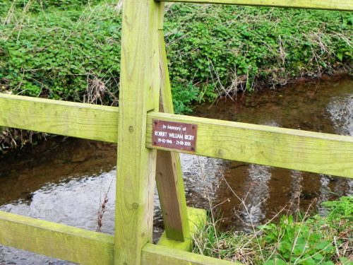 22.-Lower-Allerford-Footbridge-memorial-plate-2