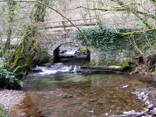 23.-Snowdrop-Valley-Bridge-downstream-arch-2