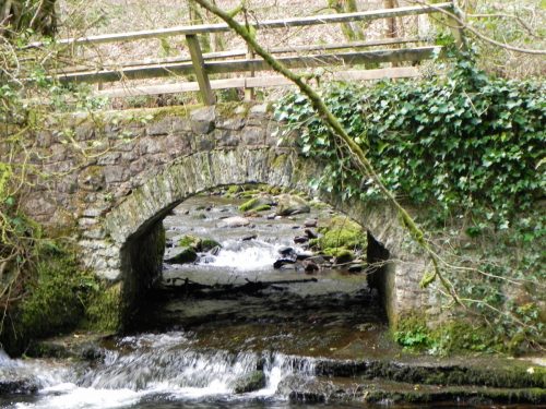 24.-Snowdrop-Valley-Bridge-downstream-arch-2