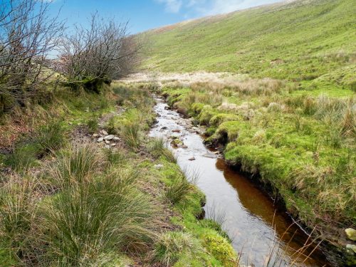 30.-Flowing-past-Hangley-Cleave-2