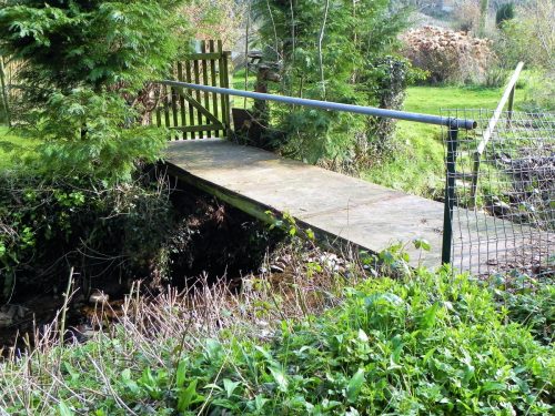 30.-Snowdrop-Cottage-Footbridge-2