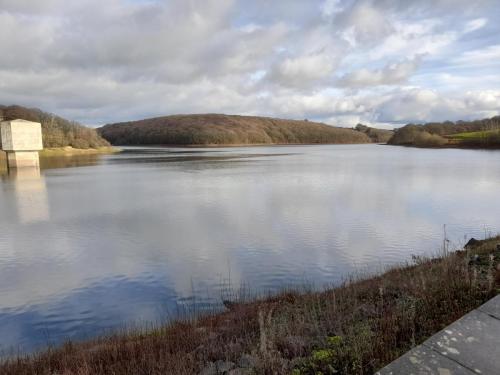 30.-Wimbleball-Lake-and-Dam-3