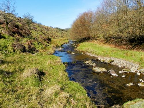 31.-Flowing-below-Moorhouse-Ridge-2