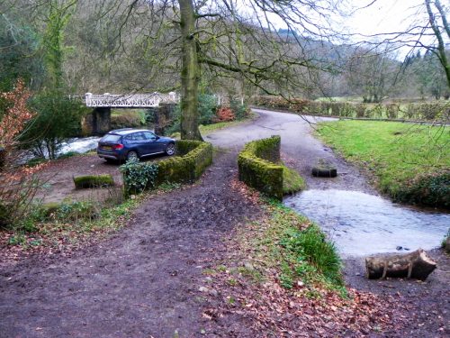 31.-Footbridge-over-tributary-stream-near-Castle-Bridge-2