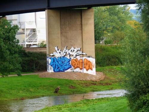 33.-Graffiti-art-Obridge-Viaduct-2