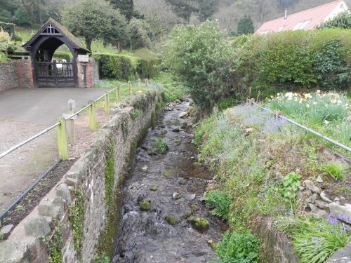 33.-Looking-upstream-from-Hawkcombe-Cemetery-Bridge