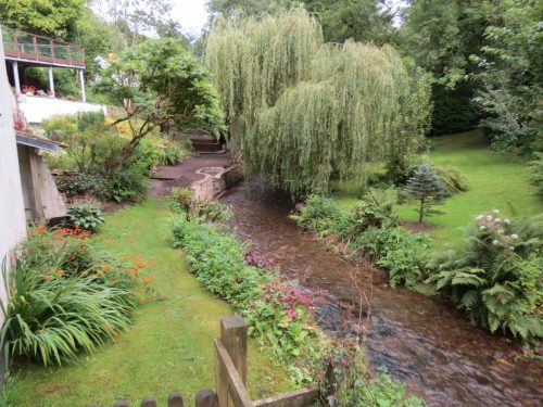 34.-Upstream-from-Waterrow-Bridge