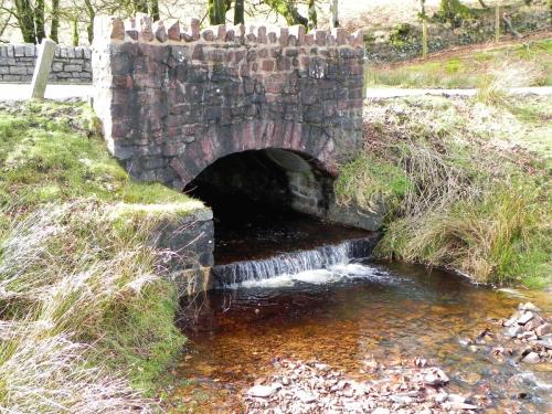 35.-Chetsford-Bridge-downstream-arch-2