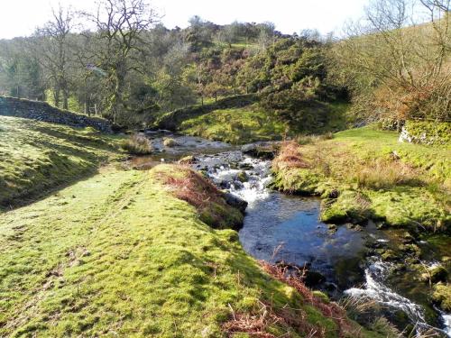 35.-Flowing-below-Stowey-Ridge-2