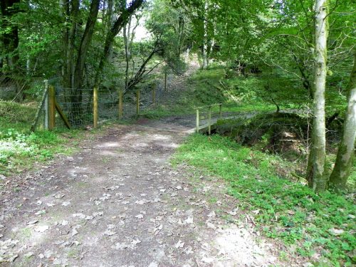 37.-Sindercombe-Wood-Footbridge-2