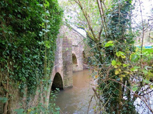 4.-Harpford-Bridge-downstream-archs-2