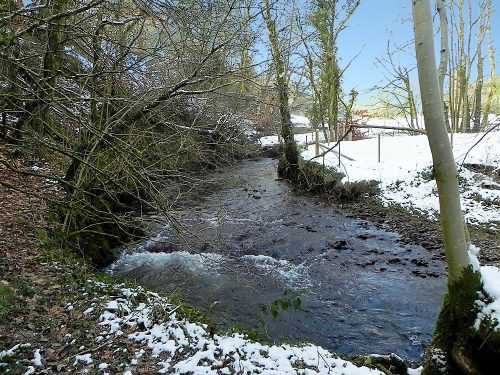 42.-Upstream-from-Edgcott-ROW-footbridge-2