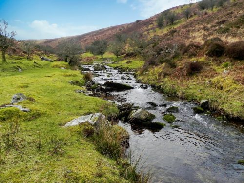 52.-Flowing-below-Middle-Hill-2