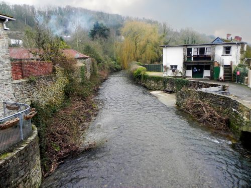 53.-Looking-downstream-from-Bampton-Bridge-2