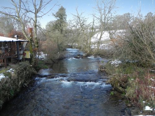 53.-Looking-upstream-from-Court-Farm-Bridge