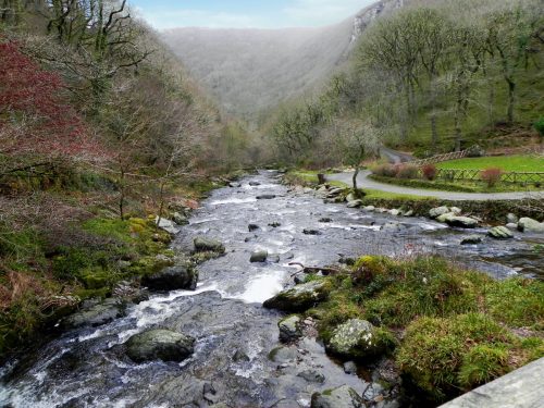 6.-Looking-downstream-from-Hoaroak-Water-Watersmeet-Bridge-2