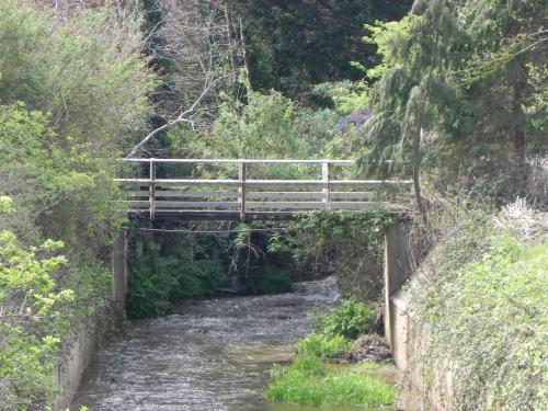 61a.-Private-Access-Footbridge