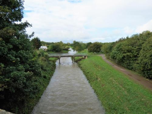 62.Looking-upstream-from-Bathpool-Bridge-2