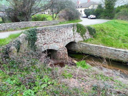 7.-Brandish-Street-Old-bridge-upstream-arches-2