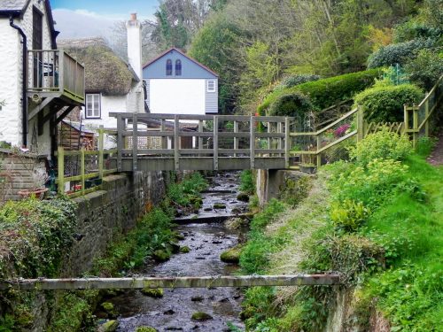 71.-Mallard-Cottage-Footbridge-2