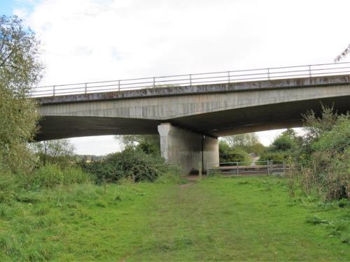 74.-M5-River-Tone-Bridge-upstream-face-2