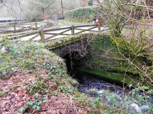 75.-Combe-Park-Bridge-Upstream-Arch-2