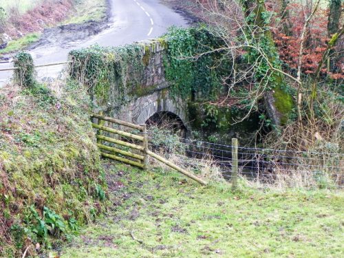76.-Coppleham-Bridge-upstream-arch-2