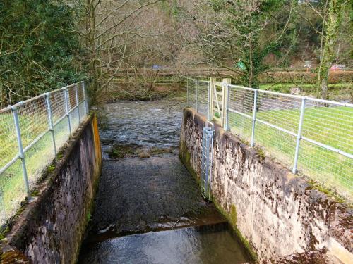 9.-Outflow-sluice