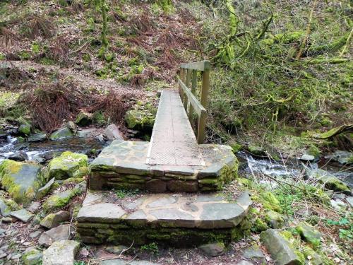 92.-Sideway-Wood-Footbridge-C-2