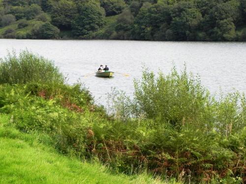 Trout-fishing-Clatworthy-Reservoir-33
